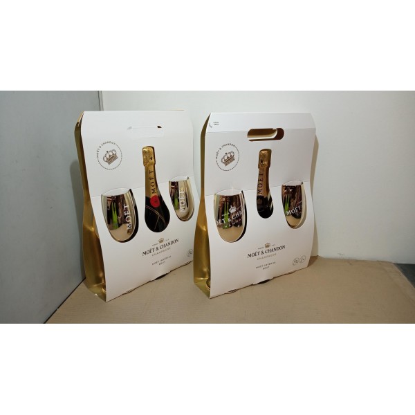 MOET WITH 2 GOLDEN GLASSES Champagne